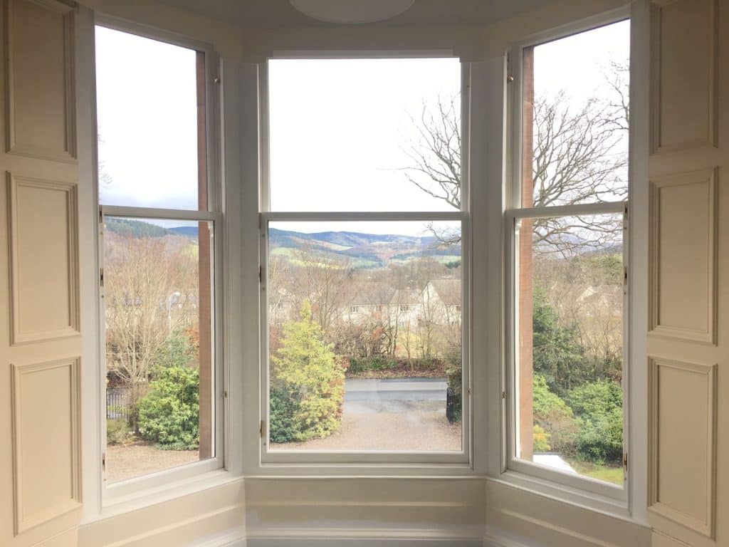 sash and case windows